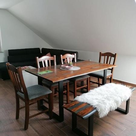 Blatnikov Hram Hotel Dvor Екстериор снимка