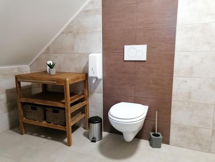 Blatnikov Hram Hotel Dvor Екстериор снимка