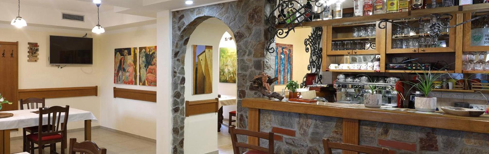 Blatnikov Hram Hotel Dvor Екстериор снимка